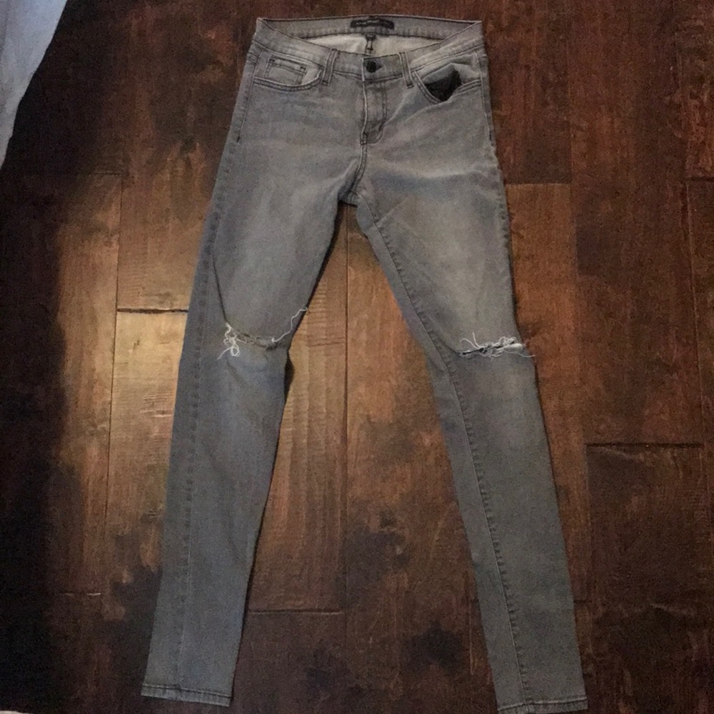 Greyish/black skinny jeans